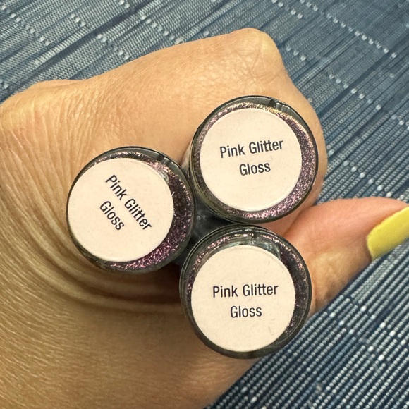 SeneGence LipSense Moisturizing Lip gloss. - Picture 2 of 2